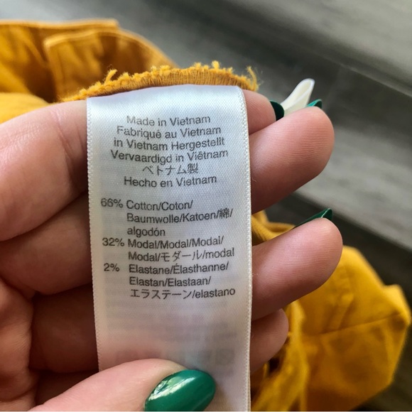 ❤️ LAST CHANCE J. Crew 'Officer Shorts' High Rise Pocket Shorts in Gold - Picture 6 of 8